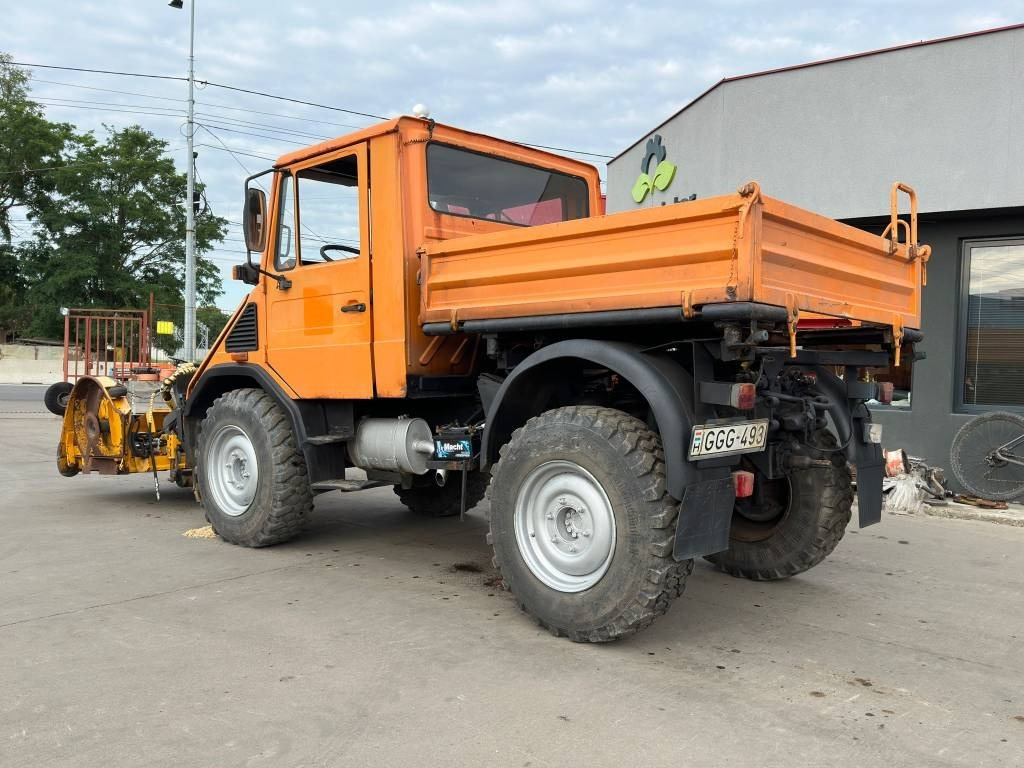 Mercedes-Benz Unimog 408/10 - Коммунальная/ Специальная техника: фото 3 Mercedes-Benz Unimog 408/10 - Коммунальная/ Специальная техника: фото 3
