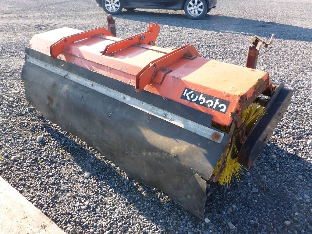 Kova LH1511WA BROOM ATTACHMENT - Щетка для Сельскохозяйственной техники: фото 2 Kova LH1511WA BROOM ATTACHMENT - Щетка для Сельскохозяйственной техники: фото 2