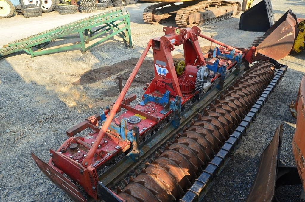 Lely Roterra - Активная борона: фото 3 Lely Roterra - Активная борона: фото 3