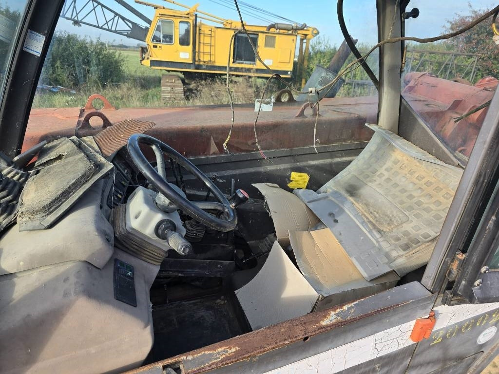 Телескопический погрузчик Manitou MT 1330 FOR PARTS: фото 6 Телескопический погрузчик Manitou MT 1330 FOR PARTS: фото 6