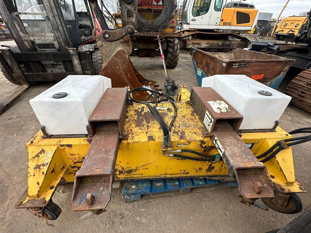 Multisweep 400C - Щетка для Строительной техники: фото 2 Multisweep 400C - Щетка для Строительной техники: фото 2