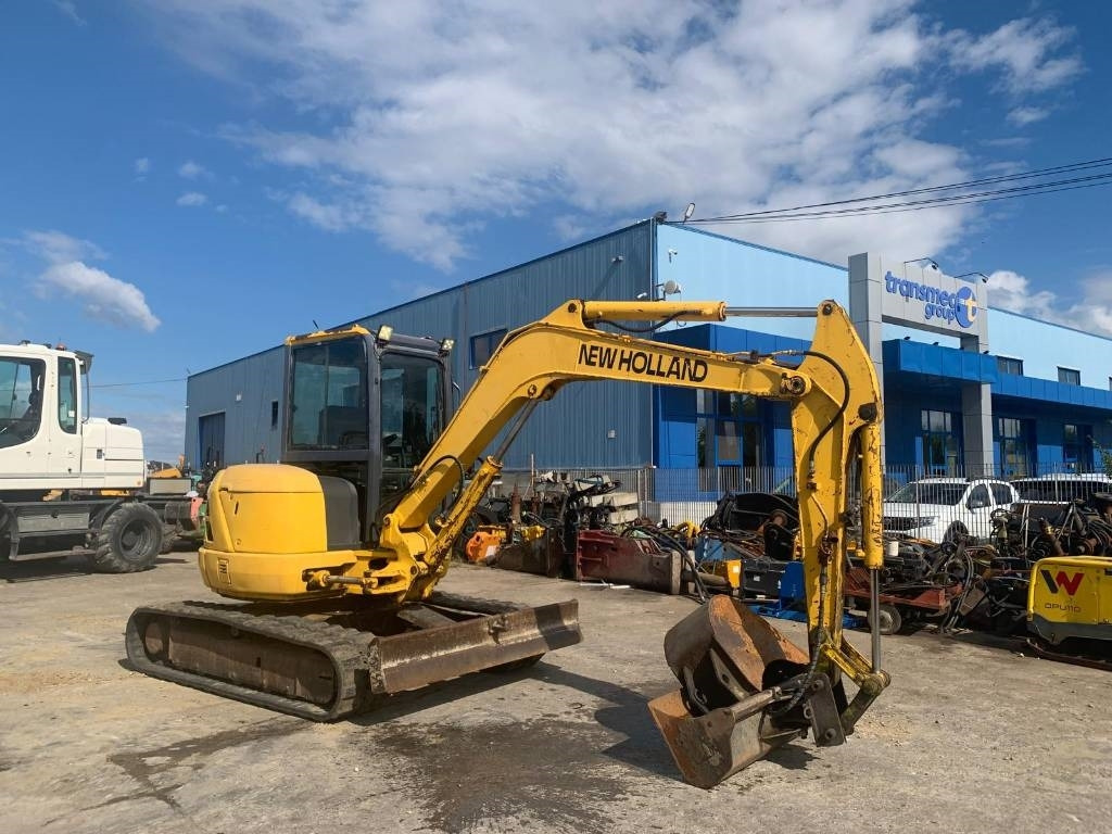 New Holland EH 45 - Мини-экскаватор: фото 2 New Holland EH 45 - Мини-экскаватор: фото 2