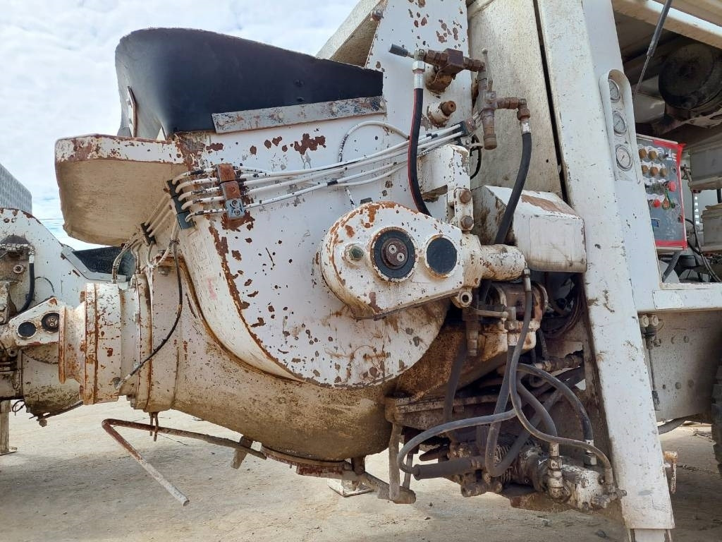 Utranazz SCM80C - Бетононасос стационарный: фото 4 Utranazz SCM80C - Бетононасос стационарный: фото 4