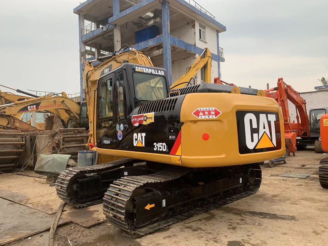 Caterpillar 315DL - Гусеничный экскаватор: фото 1 Caterpillar 315DL - Гусеничный экскаватор: фото 1