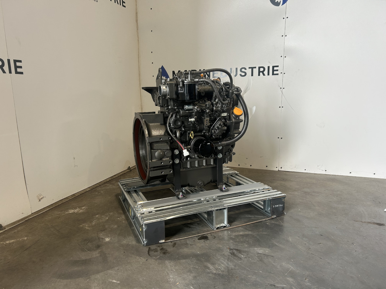 Yanmar 3TNV82A - Двигатель для Экскаваторов: фото 1 Yanmar 3TNV82A - Двигатель для Экскаваторов: фото 1