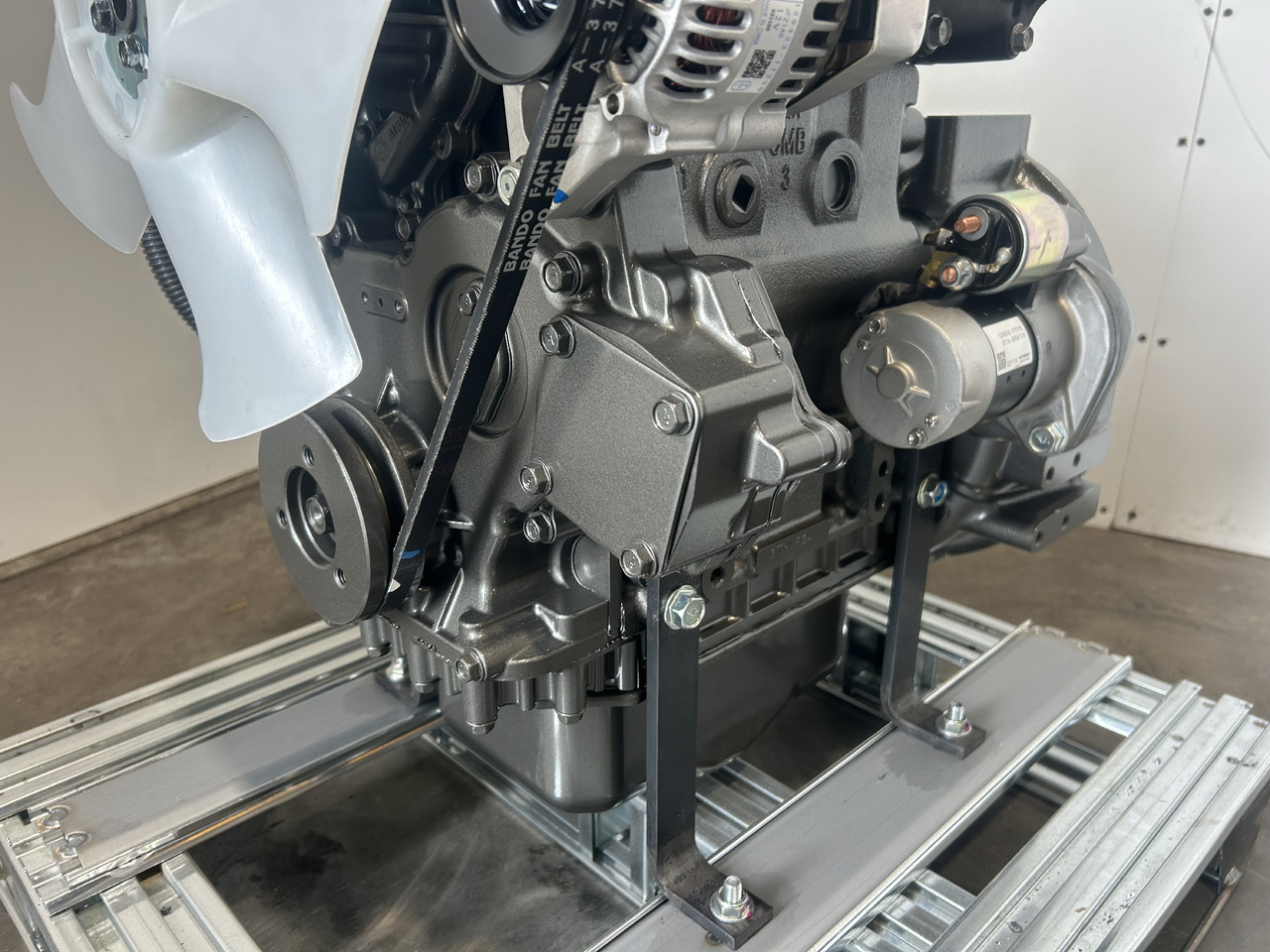 Двигатель для Экскаваторов Yanmar 3TNV82A: фото 11 Двигатель для Экскаваторов Yanmar 3TNV82A: фото 11