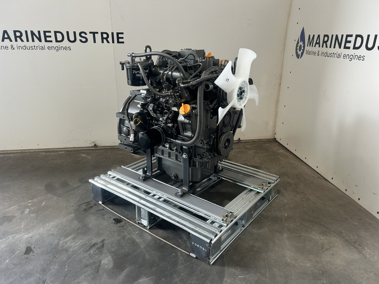 Yanmar 3TNV82A - Двигатель для Экскаваторов: фото 2 Yanmar 3TNV82A - Двигатель для Экскаваторов: фото 2