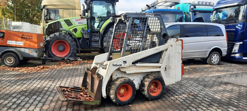 Bobcat 443 4x4 Radlader - Мини-погрузчик с бортовым поворотом: фото 1 Bobcat 443 4x4 Radlader - Мини-погрузчик с бортовым поворотом: фото 1