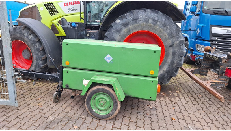 Bobcat Kompressor - Воздушный компрессор: фото 1 Bobcat Kompressor - Воздушный компрессор: фото 1