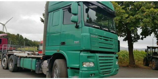 DAF XF105-460Super Spacs Cap G.Haus/Hoch Retarder - Лесовоз: фото 2 DAF XF105-460Super Spacs Cap G.Haus/Hoch Retarder - Лесовоз: фото 2