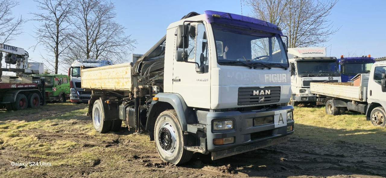 Самосвал, Автоманипулятор MAN TGM 18.220 4x2 3.S-Kipper mit Kran: фото 1