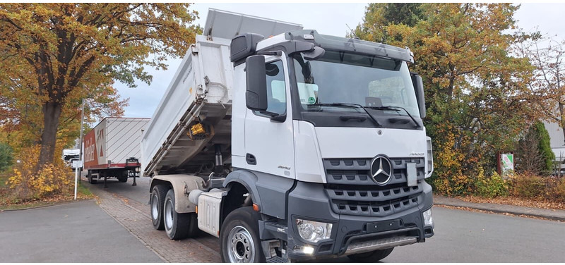 Mercedes-Benz 2648 3348 - Самосвал: фото 1 Mercedes-Benz 2648 3348 - Самосвал: фото 1