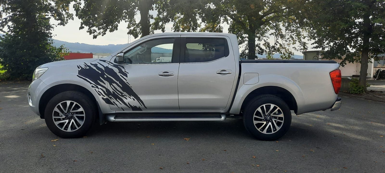 Nissan Navara NP300 N-Connecta Double Cab 4x4 - Внедорожник: фото 2 Nissan Navara NP300 N-Connecta Double Cab 4x4 - Внедорожник: фото 2