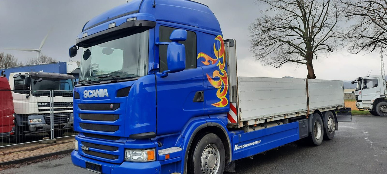 Scania G440 Pritsche 6x2 Kran am Heck vor. - Грузовик бортовой/ Платформа, Автоманипулятор: фото 1 Scania G440 Pritsche 6x2 Kran am Heck vor. - Грузовик бортовой/ Платформа, Автоманипулятор: фото 1