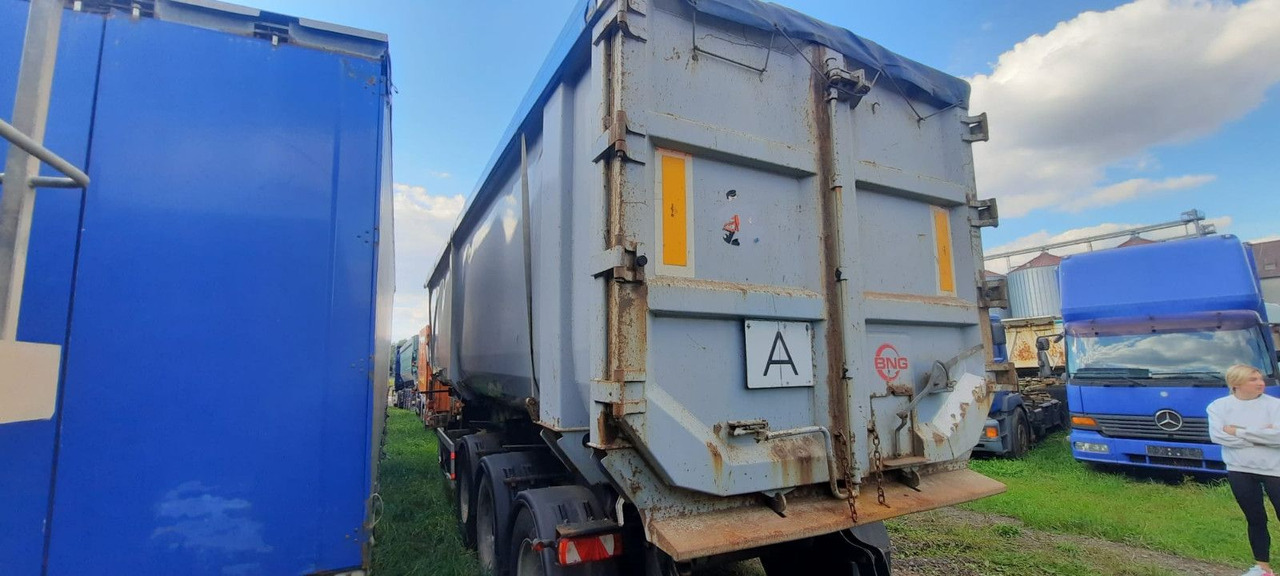 Schmitz Cargobull 3-Achser/Stahlmulde 53m3 - Самосвальный полуприцеп: фото 2 Schmitz Cargobull 3-Achser/Stahlmulde 53m3 - Самосвальный полуприцеп: фото 2