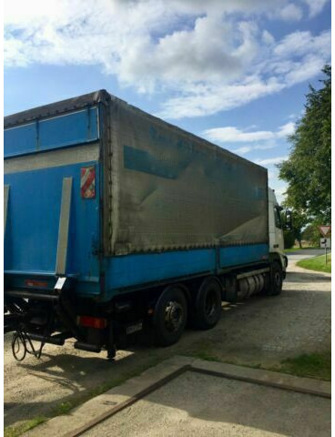 Volvo FH12-420 Euro:4Plane Spriegel mit LBW 3000kg - Тентованный грузовик: фото 3 Volvo FH12-420 Euro:4Plane Spriegel mit LBW 3000kg - Тентованный грузовик: фото 3