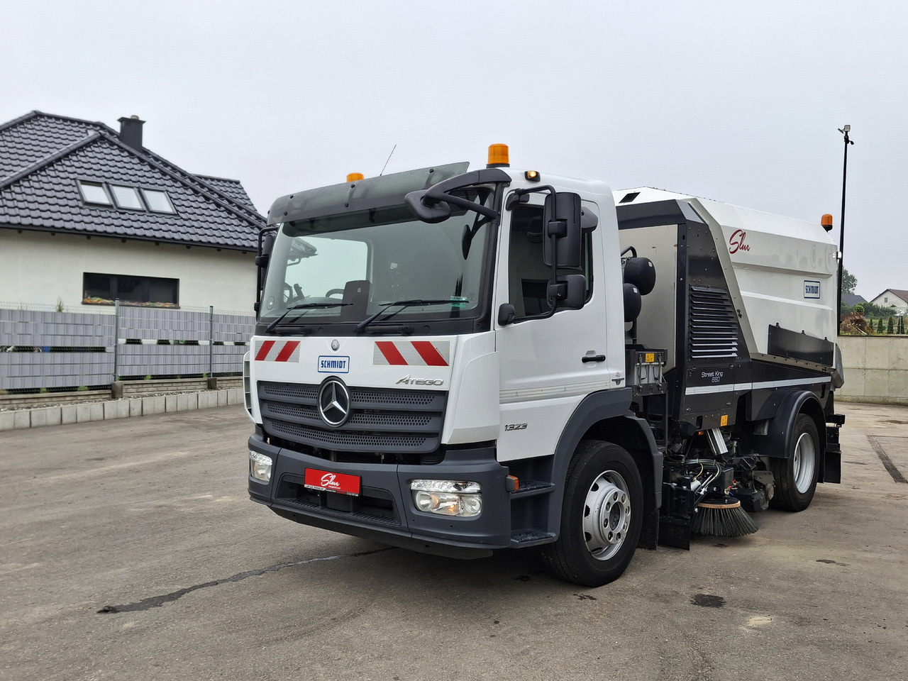 MERCEDES-BENZ Atego 1523 Zamiatarka Kehrmaschine Schmidt Street King 660 Euro 6 PM10 2 Motoren Szczotki L/R 2016r - Подметально-уборочная машина: фото 2 MERCEDES-BENZ Atego 1523 Zamiatarka Kehrmaschine Schmidt Street King 660 Euro 6 PM10 2 Motoren Szczotki L/R 2016r - Подметально-уборочная машина: фото 2