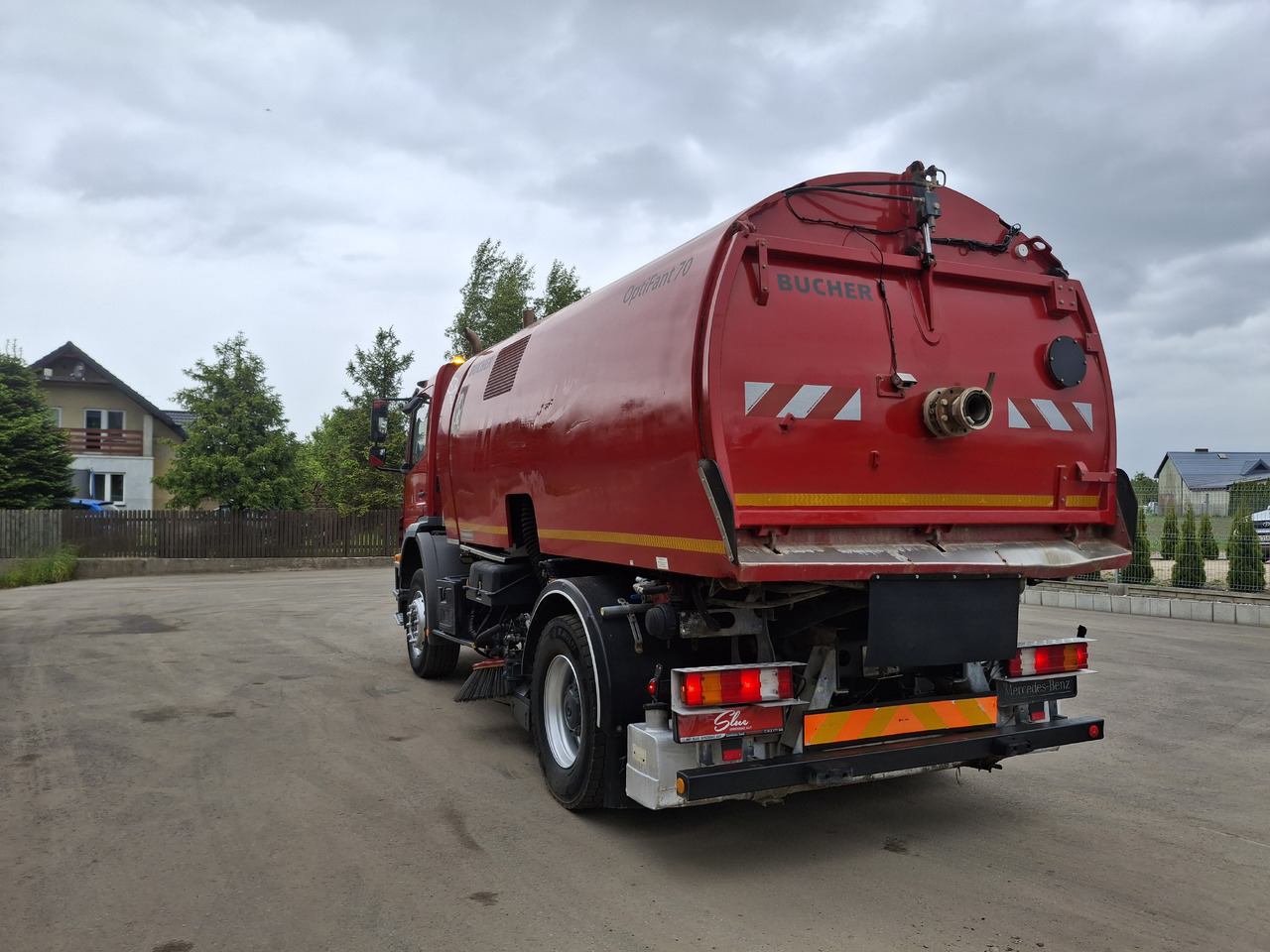 MERCEDES-BENZ Axor 1829 Zamiatarka Kehrmaschine BUCHER 2 Motoren Karcher PM10 Odchwaszczarka Sweeper - Подметально-уборочная машина: фото 3 MERCEDES-BENZ Axor 1829 Zamiatarka Kehrmaschine BUCHER 2 Motoren Karcher PM10 Odchwaszczarka Sweeper - Подметально-уборочная машина: фото 3