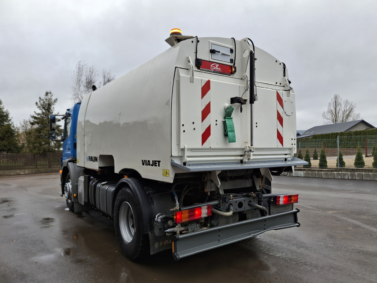 Mercedes-Benz Axor 1829 Zamiatarka Kehrmaschine FAUN Euro5 PM10 76 Tyś KM 2010 - Подметально-уборочная машина: фото 3 Mercedes-Benz Axor 1829 Zamiatarka Kehrmaschine FAUN Euro5 PM10 76 Tyś KM 2010 - Подметально-уборочная машина: фото 3