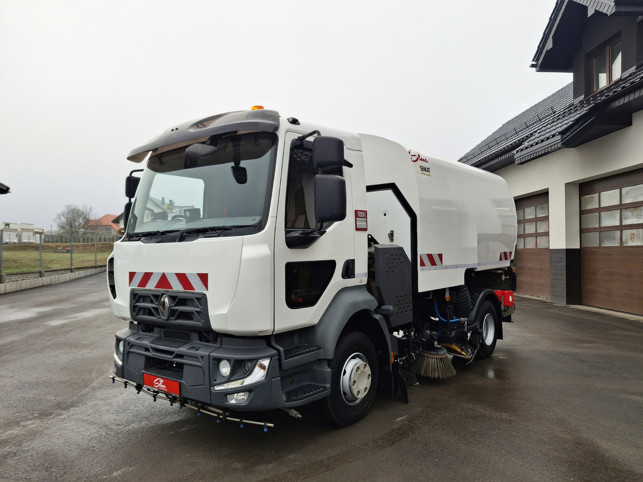 RENAULT D12 Zamiatarka Kehrmaschine SEMAT Zoeller Faun Karcher Euro 6 PM10 L/R 2017r - Подметально-уборочная машина: фото 2 RENAULT D12 Zamiatarka Kehrmaschine SEMAT Zoeller Faun Karcher Euro 6 PM10 L/R 2017r - Подметально-уборочная машина: фото 2
