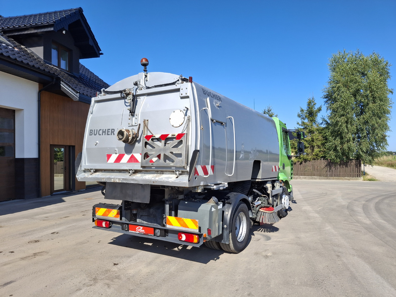 RENAULT Middlum 270 DXI Zamiatarka Kehrmaschine BUCHER Karcher L/R 2 Silniki 2 Motoren - Подметально-уборочная машина: фото 4 RENAULT Middlum 270 DXI Zamiatarka Kehrmaschine BUCHER Karcher L/R 2 Silniki 2 Motoren - Подметально-уборочная машина: фото 4