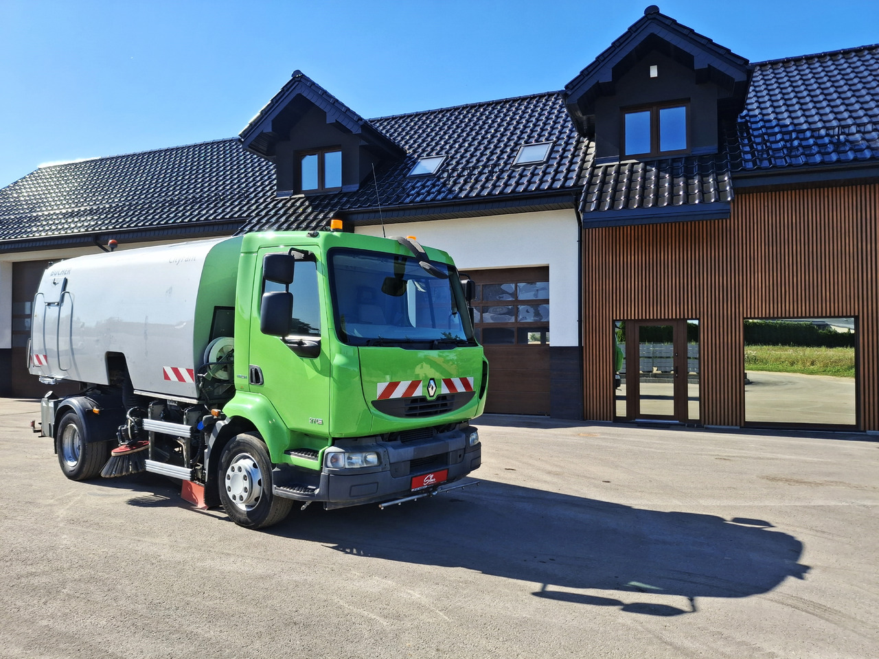 RENAULT Middlum 270 DXI Zamiatarka Kehrmaschine BUCHER Karcher L/R 2 Silniki 2 Motoren - Подметально-уборочная машина: фото 1 RENAULT Middlum 270 DXI Zamiatarka Kehrmaschine BUCHER Karcher L/R 2 Silniki 2 Motoren - Подметально-уборочная машина: фото 1