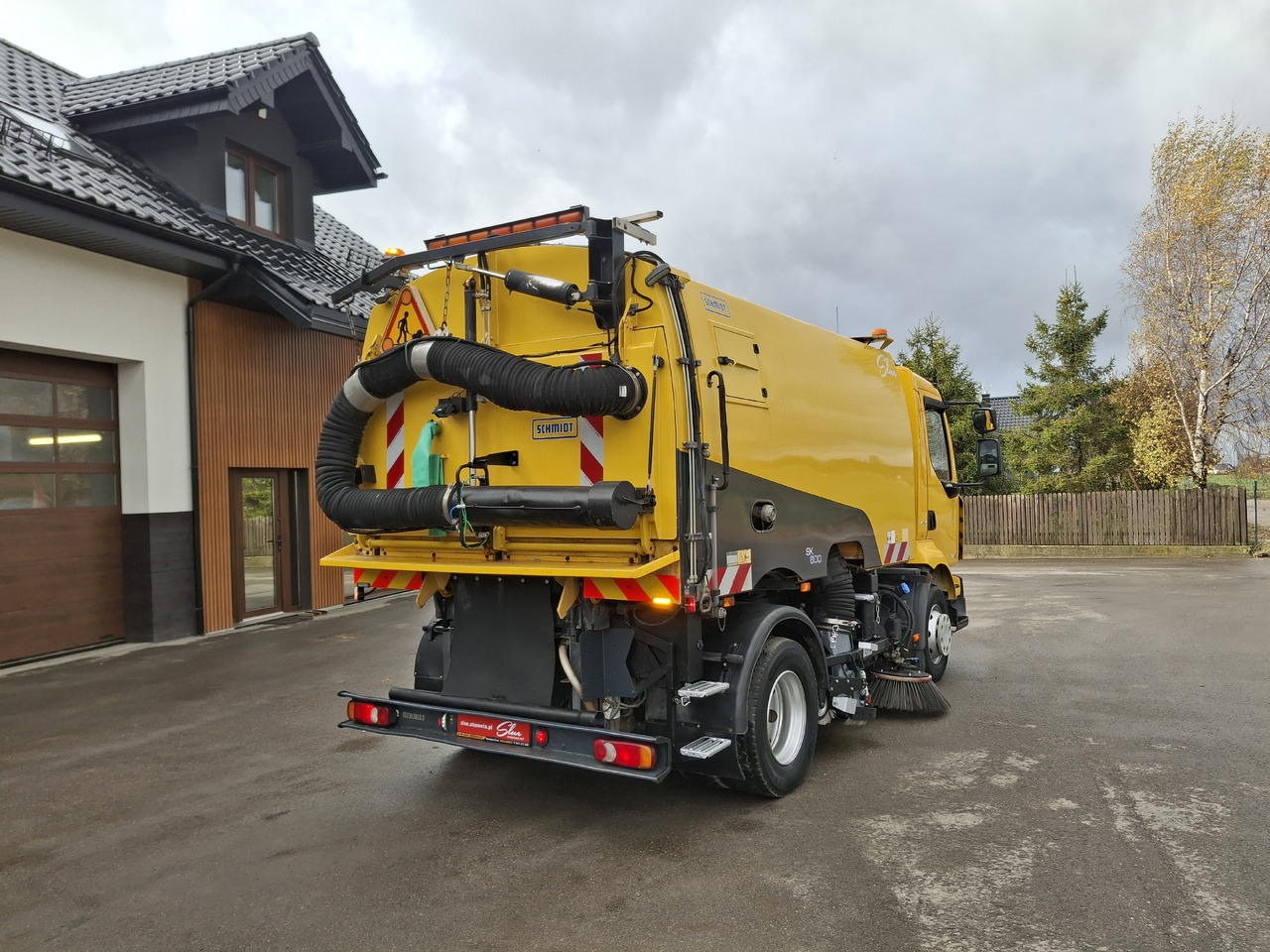 Renault Midlum 270 DXI Zamiatarka Kehrmaschine Schmidt L/R 2 Motoren - Подметально-уборочная машина: фото 4 Renault Midlum 270 DXI Zamiatarka Kehrmaschine Schmidt L/R 2 Motoren - Подметально-уборочная машина: фото 4