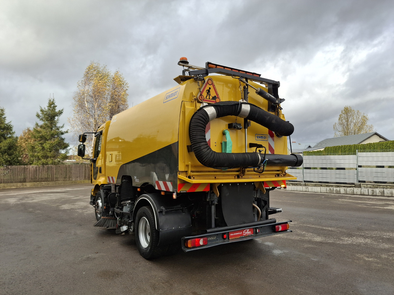 Renault Midlum 270 DXI Zamiatarka Kehrmaschine Schmidt L/R 2 Motoren - Подметально-уборочная машина: фото 3 Renault Midlum 270 DXI Zamiatarka Kehrmaschine Schmidt L/R 2 Motoren - Подметально-уборочная машина: фото 3