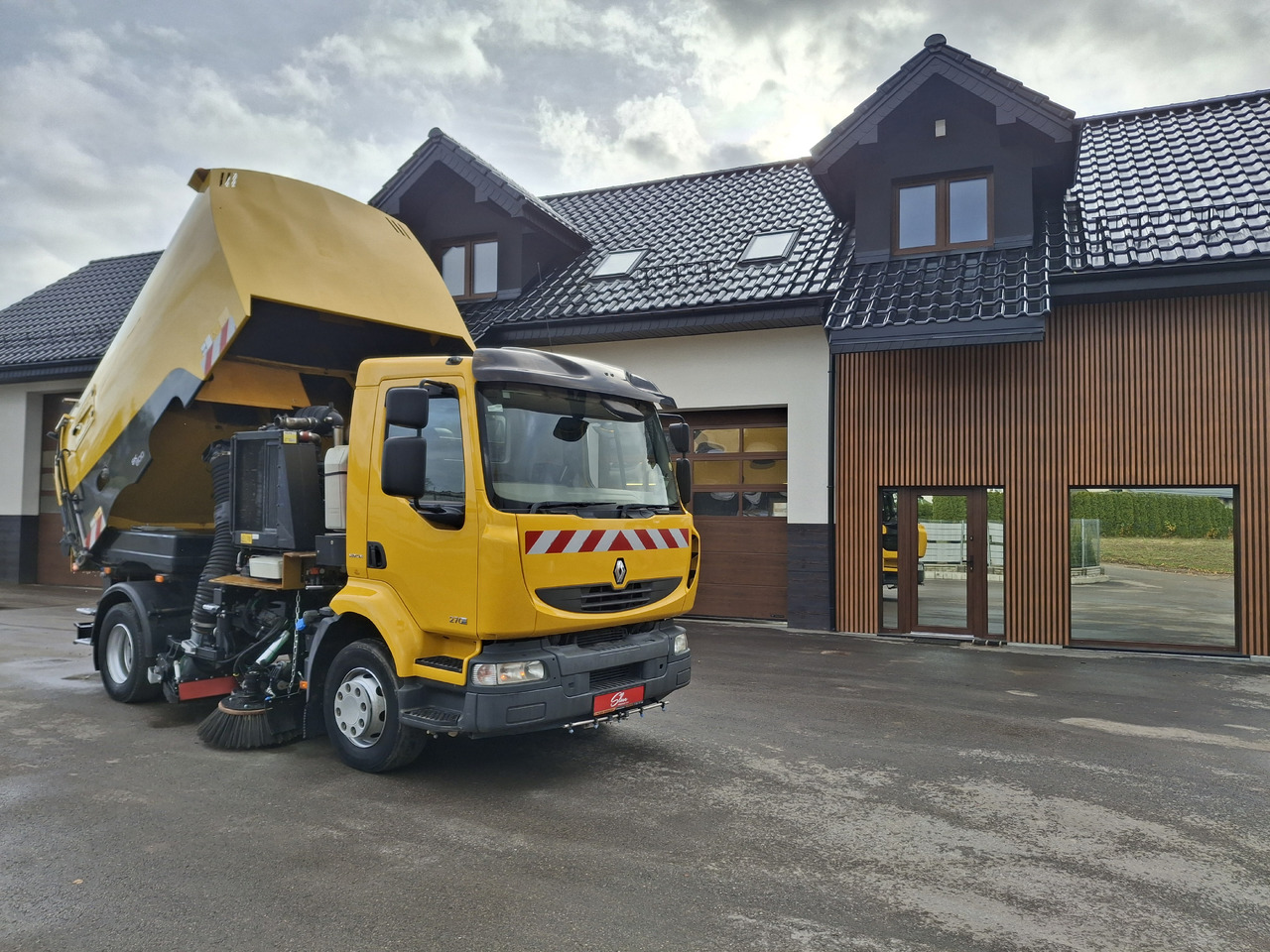 Renault Midlum 270 DXI Zamiatarka Kehrmaschine Schmidt L/R 2 Motoren - Подметально-уборочная машина: фото 5 Renault Midlum 270 DXI Zamiatarka Kehrmaschine Schmidt L/R 2 Motoren - Подметально-уборочная машина: фото 5