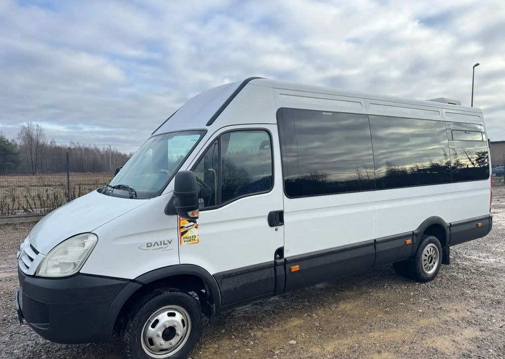 Iveco Daily - Микроавтобус, Пассажирский фургон: фото 3 Iveco Daily - Микроавтобус, Пассажирский фургон: фото 3