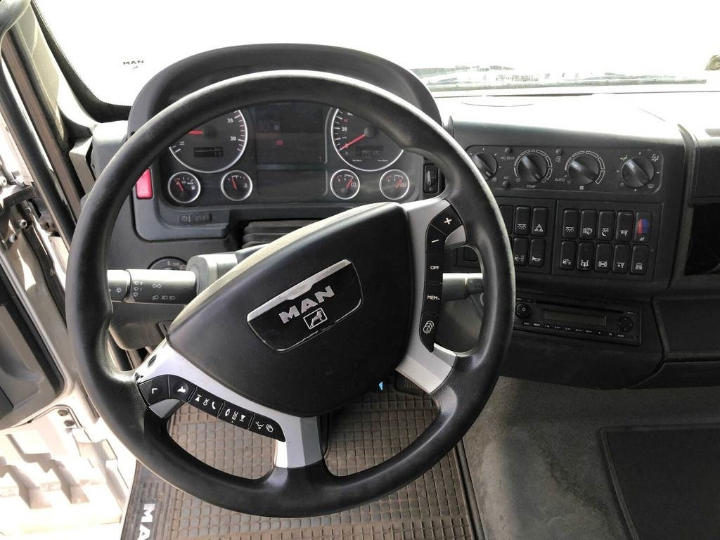 MAN TGA 26.480 6X2-2 BL - Ассенизатор: фото 2 MAN TGA 26.480 6X2-2 BL - Ассенизатор: фото 2