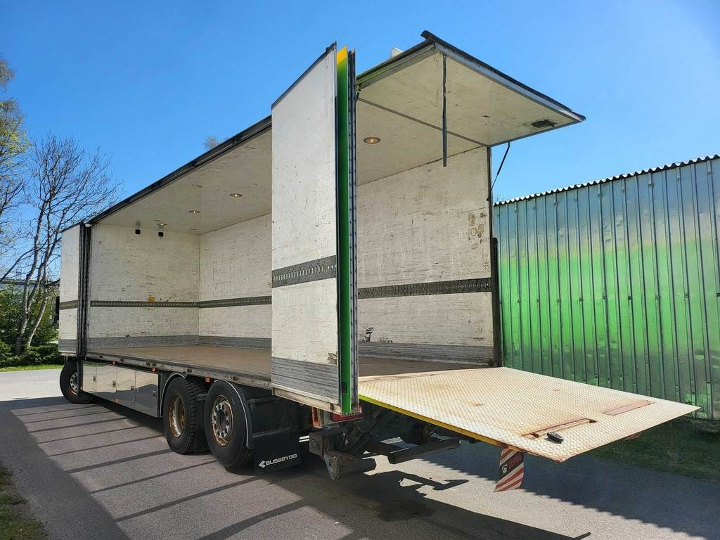 Volvo FM 420 6X2*4 SIDEOPENING 315kW  - Грузовик с закрытым кузовом: фото 1 Volvo FM 420 6X2*4 SIDEOPENING 315kW  - Грузовик с закрытым кузовом: фото 1