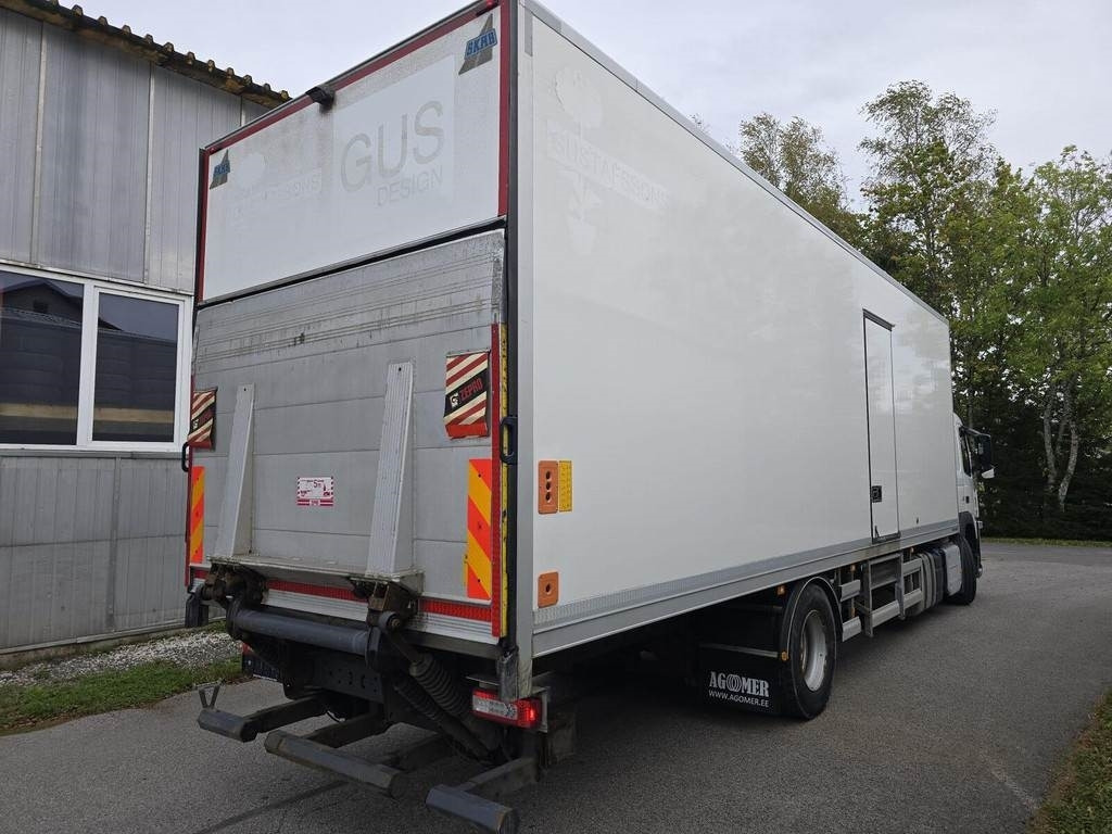 Volvo FM330 4X2 - Грузовик с закрытым кузовом: фото 4 Volvo FM330 4X2 - Грузовик с закрытым кузовом: фото 4