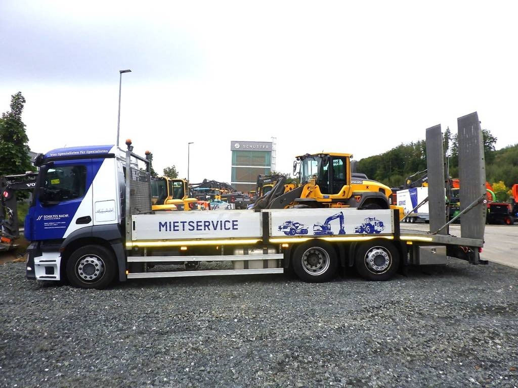 Mercedes-Benz Antos 2533 L Maschinentransporter - Автовоз: фото 2 Mercedes-Benz Antos 2533 L Maschinentransporter - Автовоз: фото 2