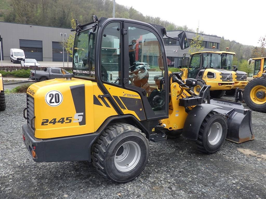 Schäffer 2445 S - Колёсный погрузчик: фото 4 Schäffer 2445 S - Колёсный погрузчик: фото 4