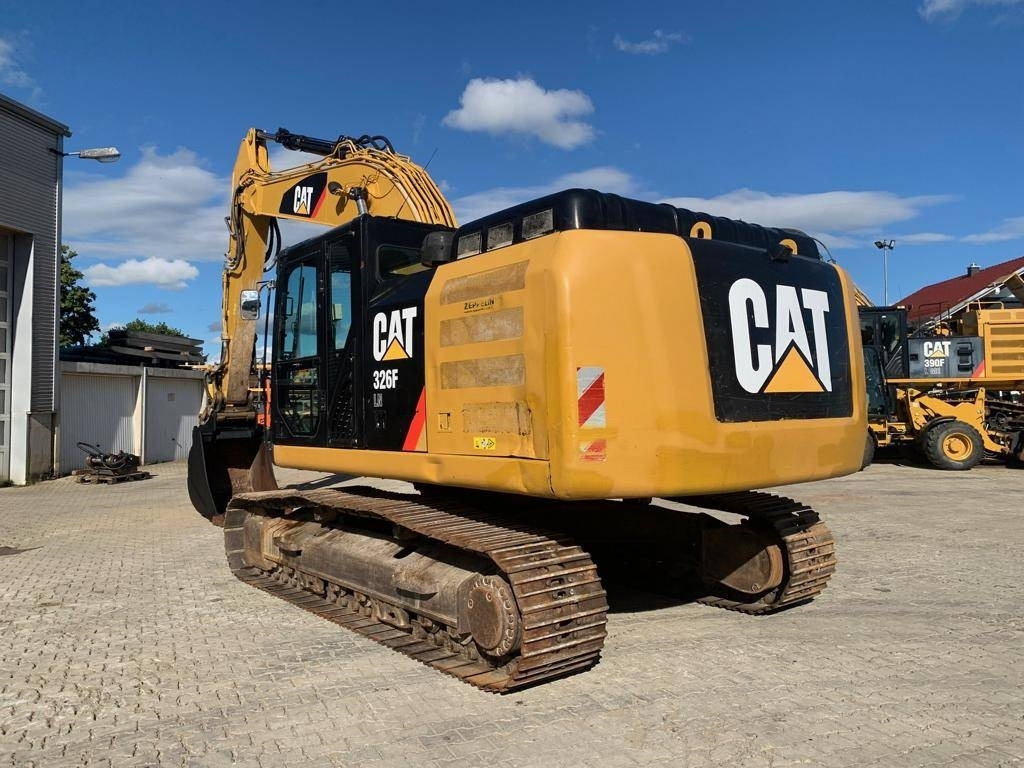 CAT 326FLN - Гусеничный экскаватор: фото 3 CAT 326FLN - Гусеничный экскаватор: фото 3