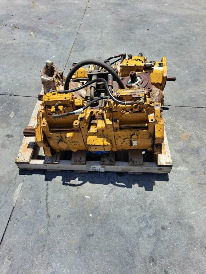 HYDRAULIC PUMPS AND ROTATION HYDROMOTOR FOR CAT 38 - Гидравлический насос для Строительной техники: фото 1 HYDRAULIC PUMPS AND ROTATION HYDROMOTOR FOR CAT 38 - Гидравлический насос для Строительной техники: фото 1