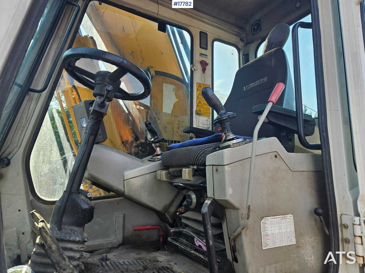 2002 Liebherr  A 904 в лизинг 2002 Liebherr  A 904: фото 11