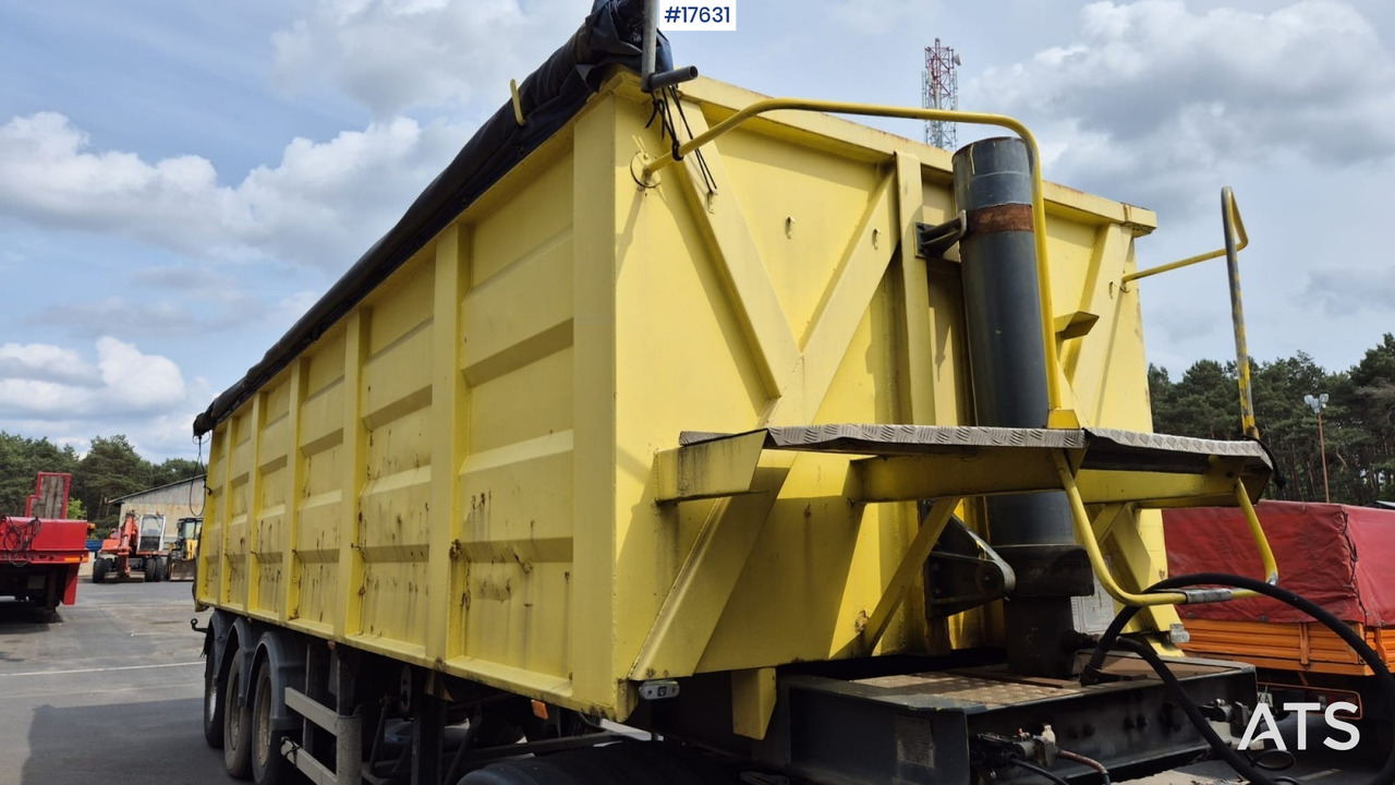 2006 Bodex KIS 3W-S - Самосвальный полуприцеп: фото 5 2006 Bodex KIS 3W-S - Самосвальный полуприцеп: фото 5