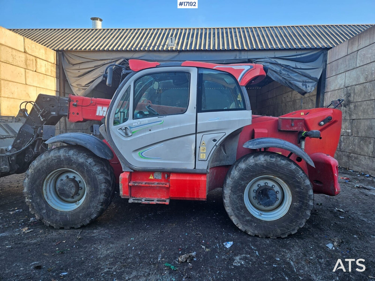 Telehandler Manitou MLT 960 (2015) - Телескопический погрузчик: фото 1 Telehandler Manitou MLT 960 (2015) - Телескопический погрузчик: фото 1