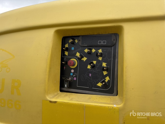 2005 JLG 800AJ 4WD Diesel Telescopic Boom Lift - Телескопический подъемник: фото 5 2005 JLG 800AJ 4WD Diesel Telescopic Boom Lift - Телескопический подъемник: фото 5