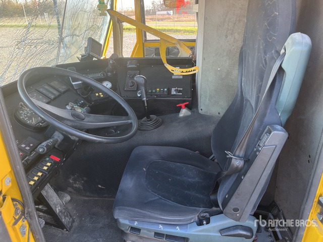 2007 Spierings SK377-AT3 Tri/A Self-Erecting Mobile Tower Crane - Вседорожный кран: фото 4 2007 Spierings SK377-AT3 Tri/A Self-Erecting Mobile Tower Crane - Вседорожный кран: фото 4