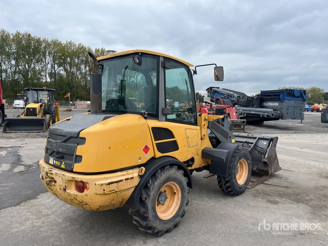 2013 Volvo L25F-Z Telescopic Boom Lift - Колёсный погрузчик: фото 4 2013 Volvo L25F-Z Telescopic Boom Lift - Колёсный погрузчик: фото 4