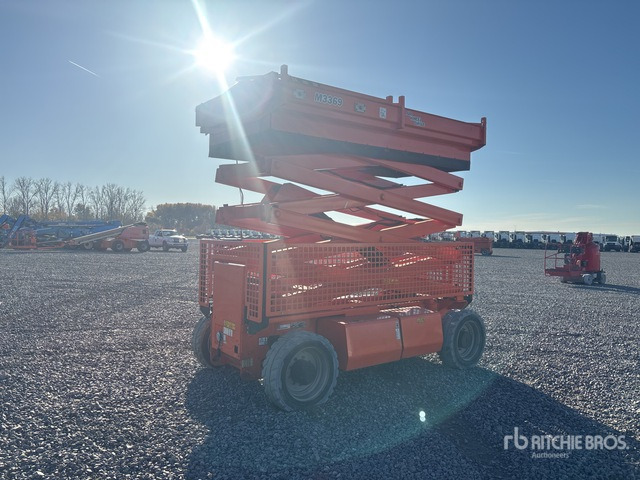 2014 JLG M3369 4x4 Hybrid Diesel-Electric Scissor Lift - Ножничный подъемник: фото 1 2014 JLG M3369 4x4 Hybrid Diesel-Electric Scissor Lift - Ножничный подъемник: фото 1