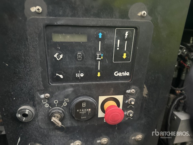 2015 Genie GS-3369RT 4x4 Diesel (Inoperable) Scissor Lift - Ножничный подъемник: фото 5 2015 Genie GS-3369RT 4x4 Diesel (Inoperable) Scissor Lift - Ножничный подъемник: фото 5
