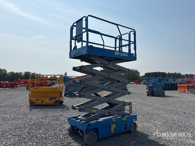 2016 Genie GS-3246 Electric Scissor Lift - Ножничный подъемник: фото 4 2016 Genie GS-3246 Electric Scissor Lift - Ножничный подъемник: фото 4