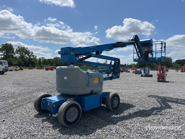 2016 Genie Z-45/25J 2WD Electric Articulating Boom Lift - Коленчатый подъемник: фото 1 2016 Genie Z-45/25J 2WD Electric Articulating Boom Lift - Коленчатый подъемник: фото 1