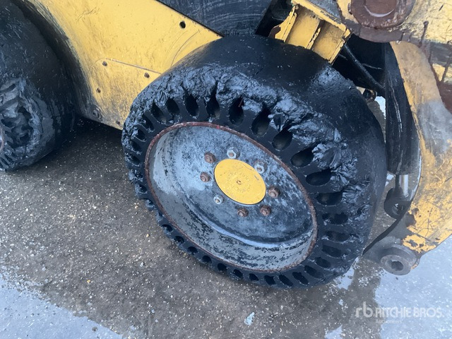 2018 Cat 226D (Inoperable) Skid Steer Loader - Мини-погрузчик с бортовым поворотом: фото 4 2018 Cat 226D (Inoperable) Skid Steer Loader - Мини-погрузчик с бортовым поворотом: фото 4