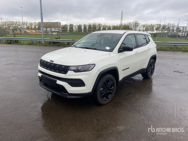 2022 Jeep Compass Longitude 4WD Hybrid (Unused) SUV - Внедорожник: фото 2 2022 Jeep Compass Longitude 4WD Hybrid (Unused) SUV - Внедорожник: фото 2