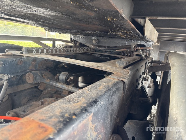 Kenworth W900 Tri/A Dagcabine Trekker - Другая техника: фото 5 Kenworth W900 Tri/A Dagcabine Trekker - Другая техника: фото 5